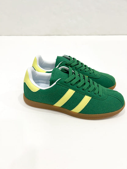 Huckle Stripe Sneakers Green