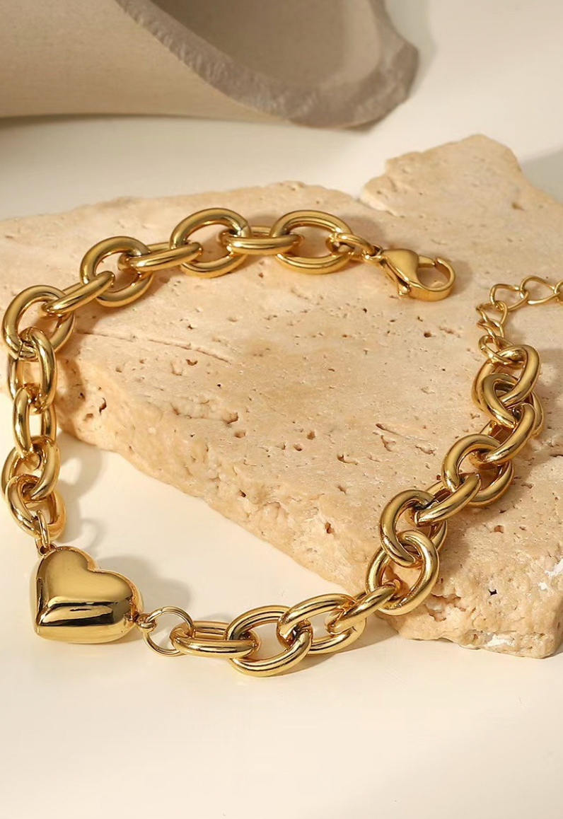 Chunky Heart Bracelet