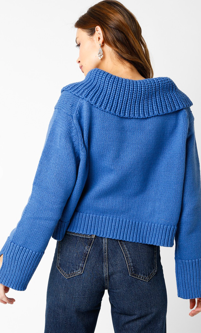 Hallie V-neck Sweater Blue