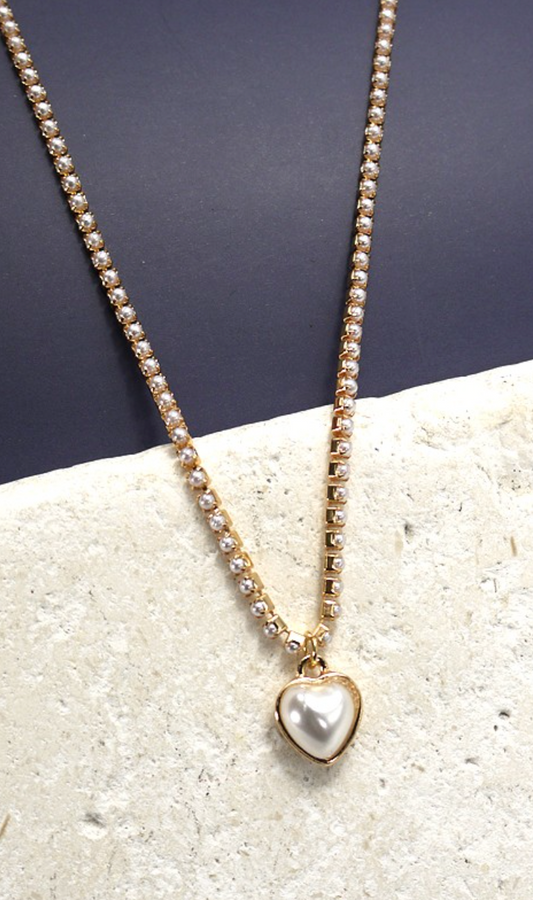 Pearl Heart Pendant Necklace