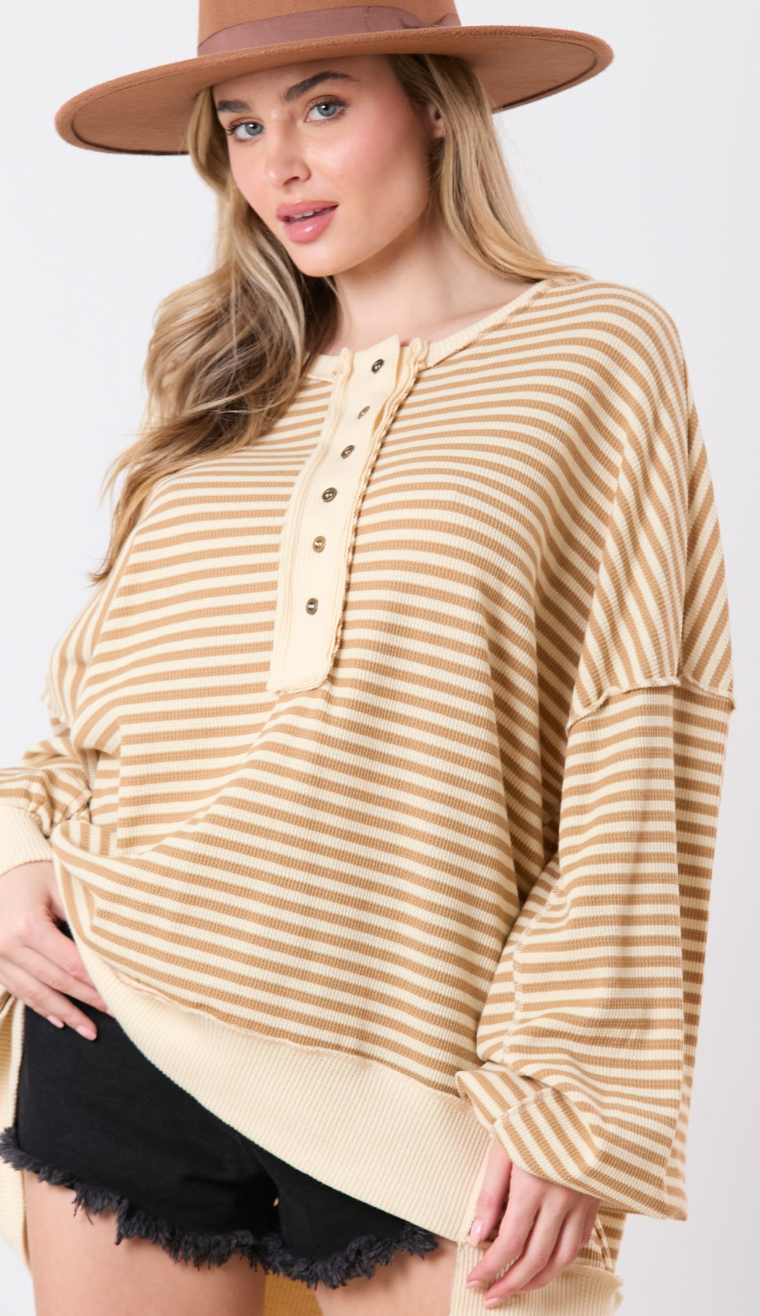 Buttons Thermal Stripe Sweatshirt Cream/Brown