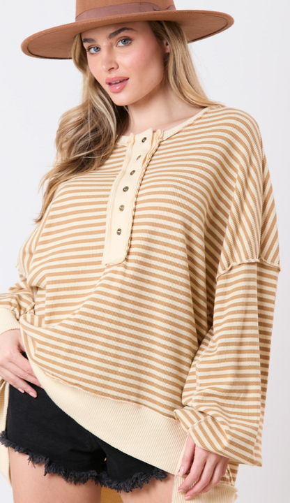 Buttons Thermal Stripe Sweatshirt Cream/Brown