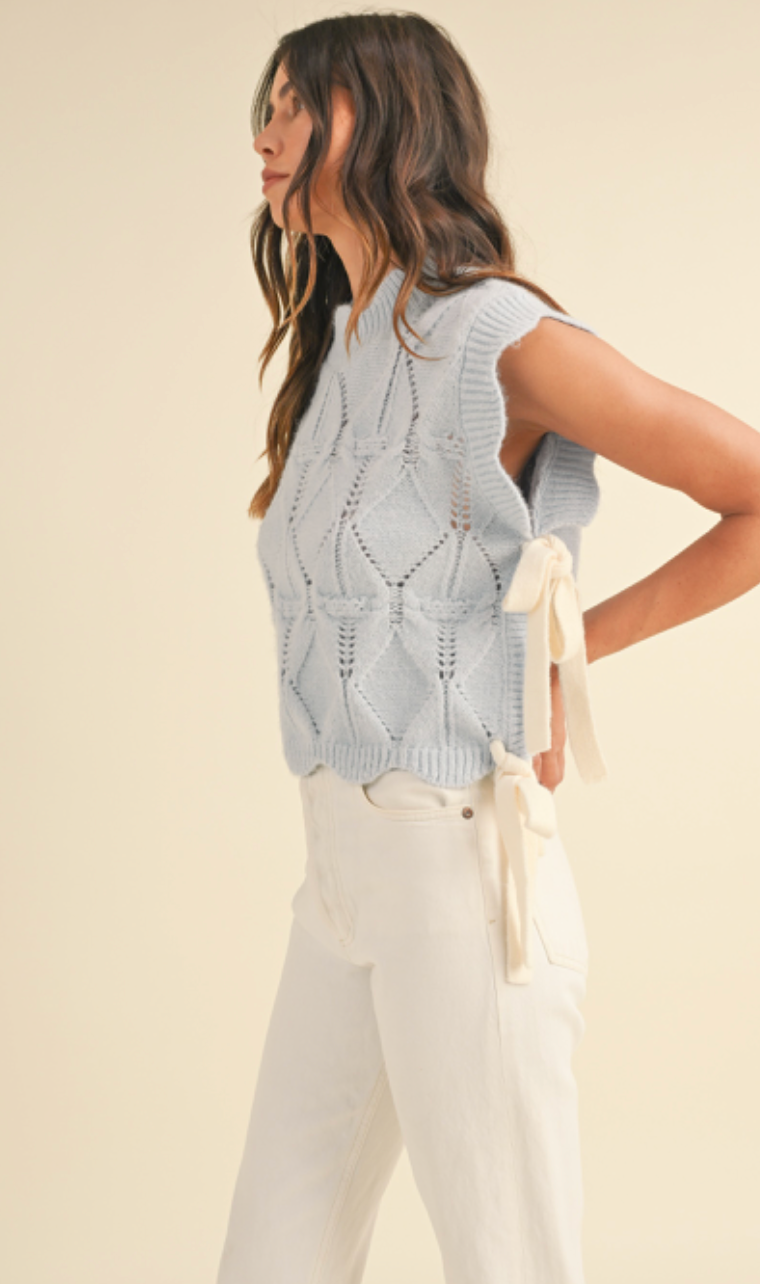 Scallop Knit Vest w/ Ties Blue