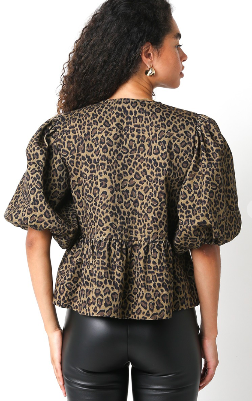 Leopard Front Ties Top