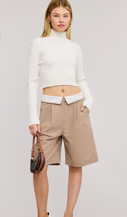 Essential Turtleneck Sweater Ivory