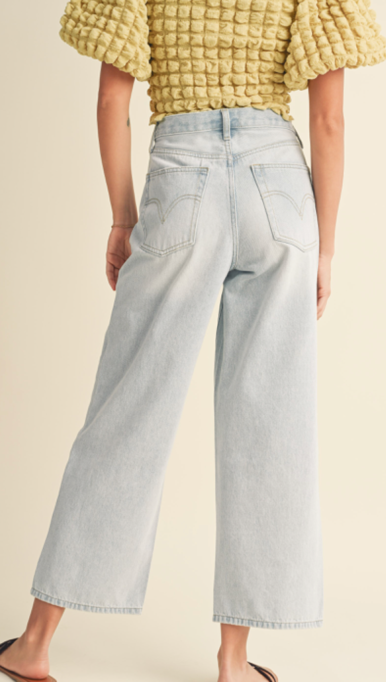 Cropped Light Denim Pants