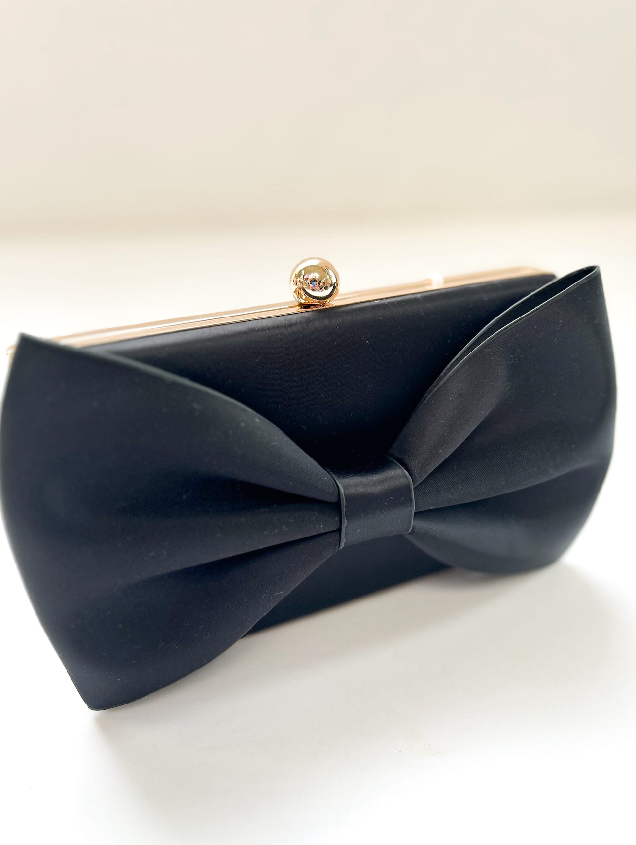 Belle Bow Clutch Black