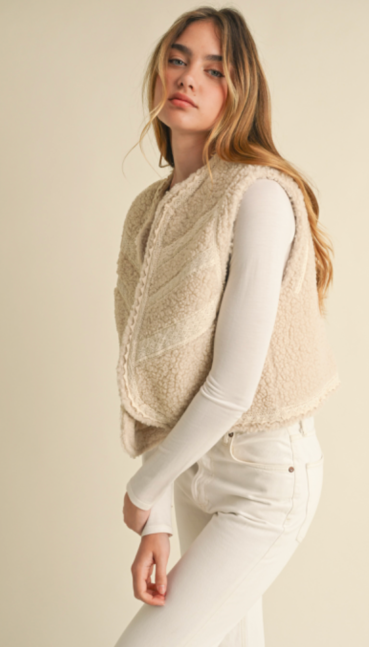 Indy Lace Sherling Vest