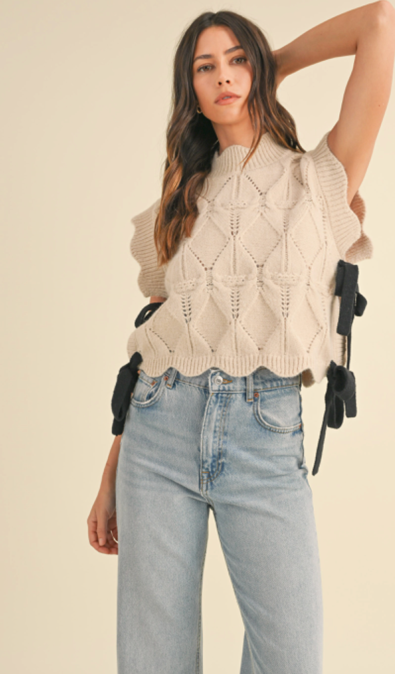 Scallop Knit Vest w/ Ties Taupe