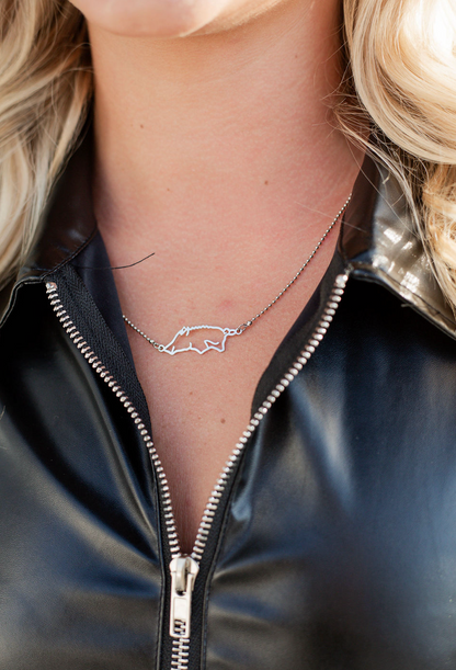 Outline Hogs Necklace Silver