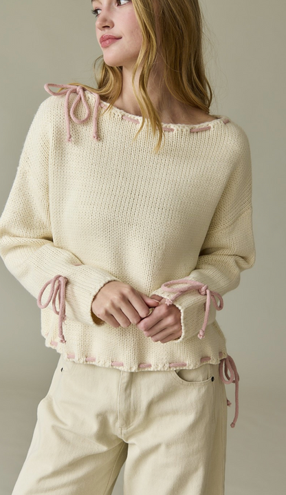 Contrast Stitch Bow Sweater Cream