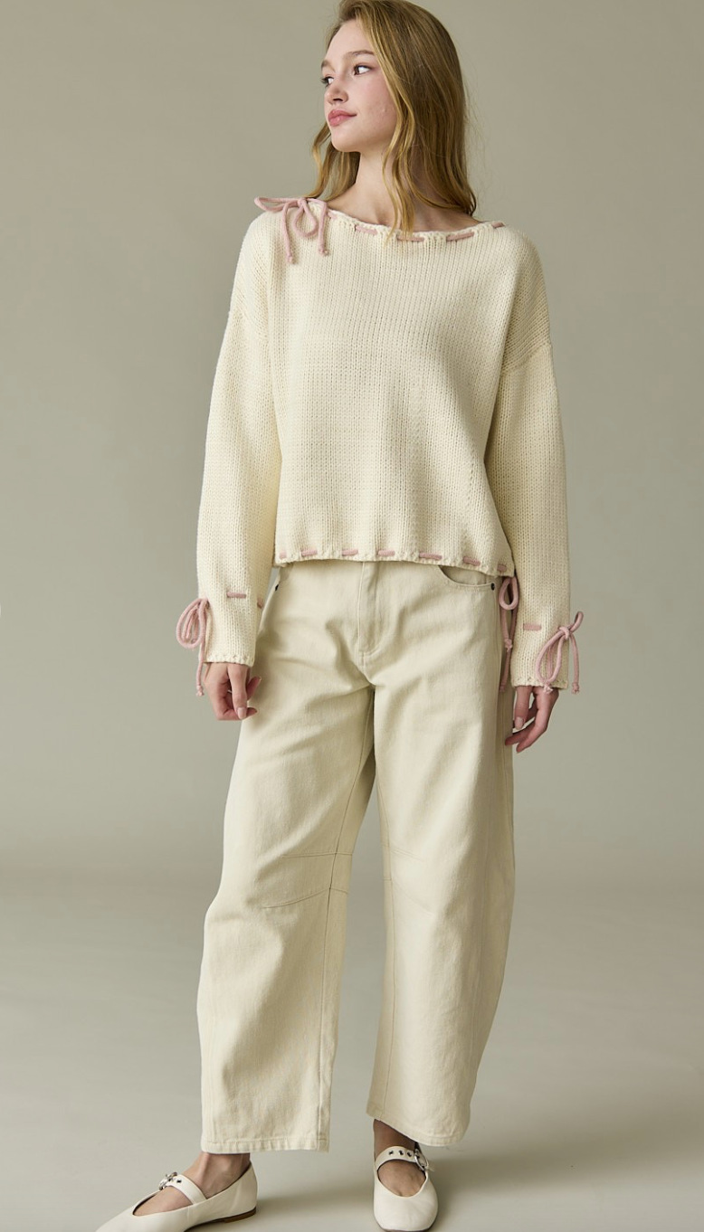 Contrast Stitch Bow Sweater Cream