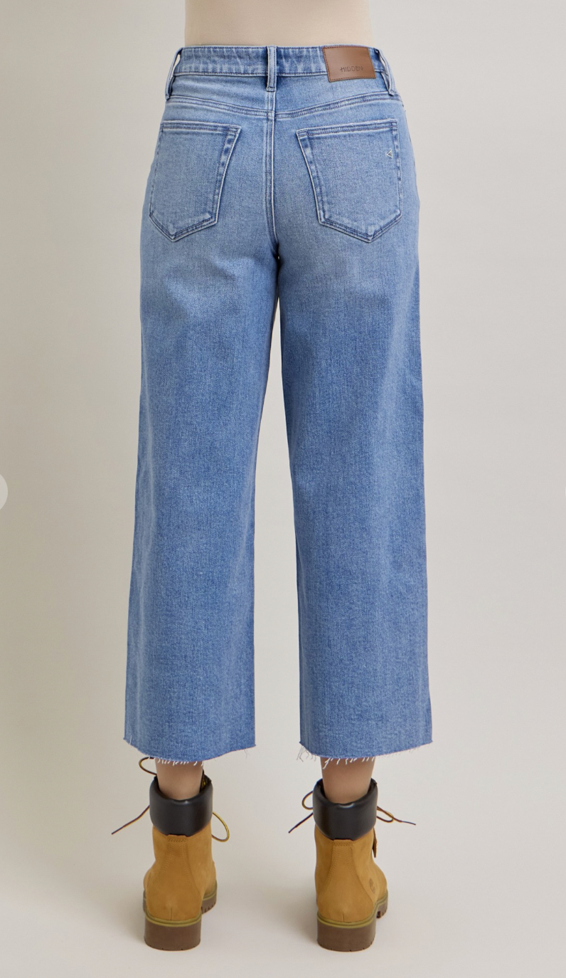 Nori Medium Light Wash Jeans