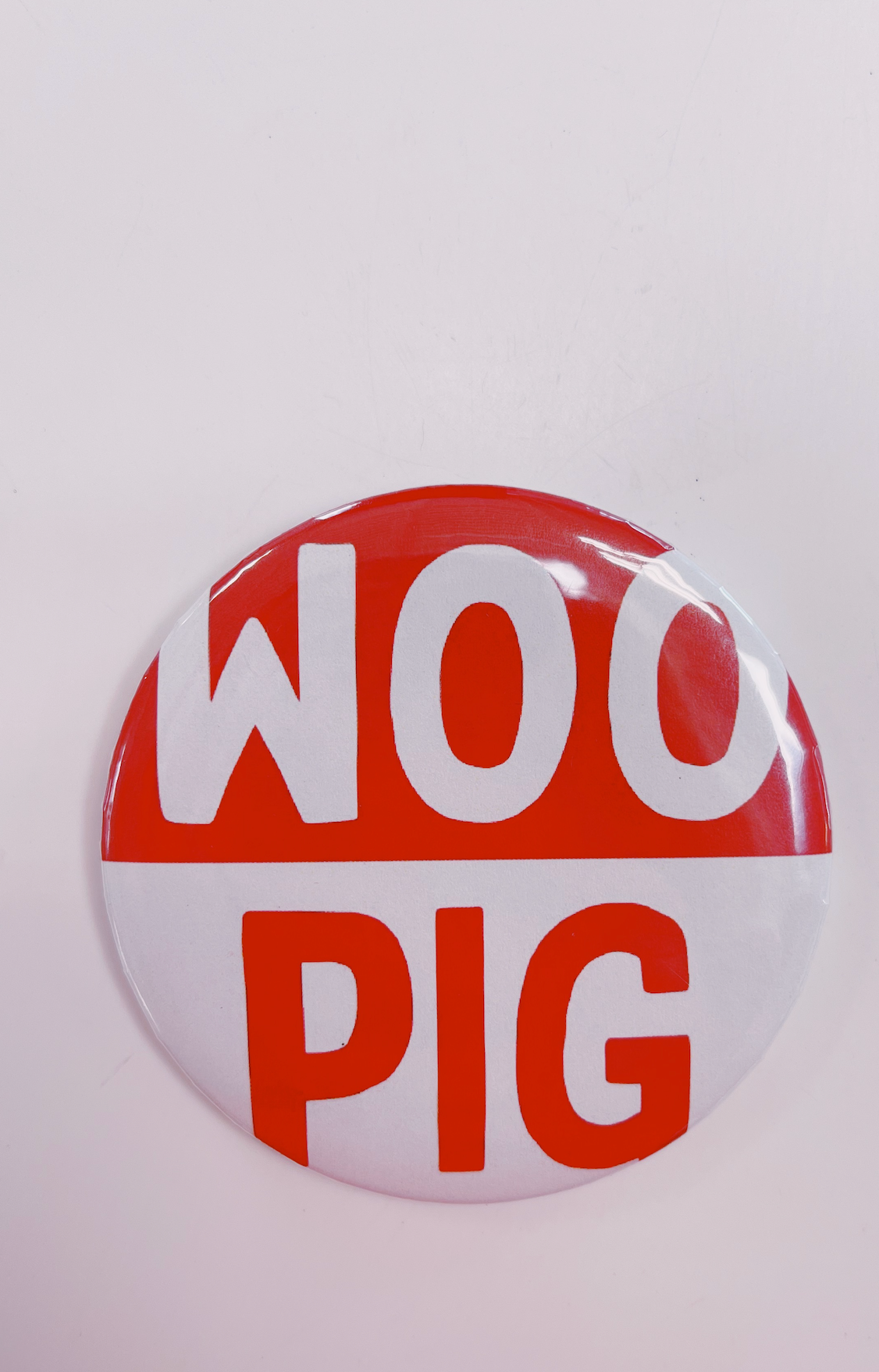 Woo Pig Contrast Button 3''