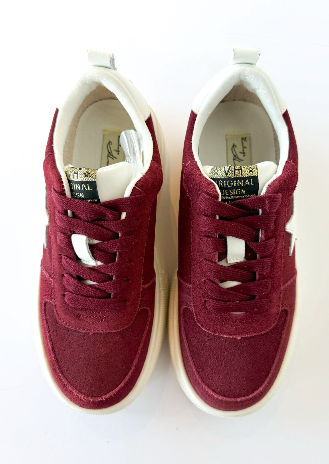 Vintage Havana Hunter Maroon Sneakers