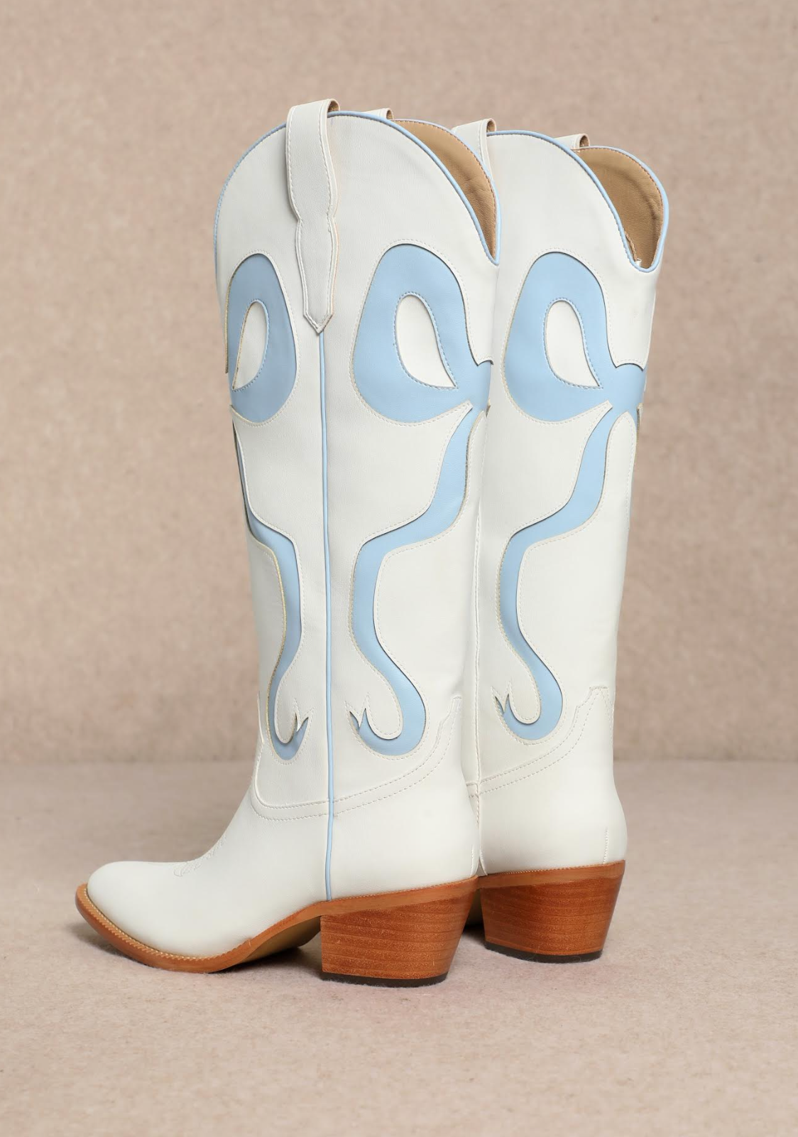 Ruby Bow Boots Baby Blue