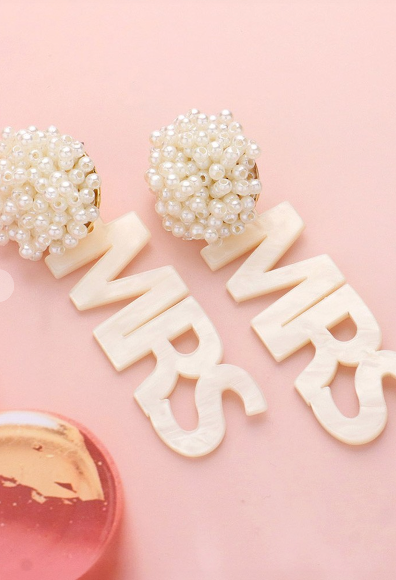 MRS Cluster Earrings Cream